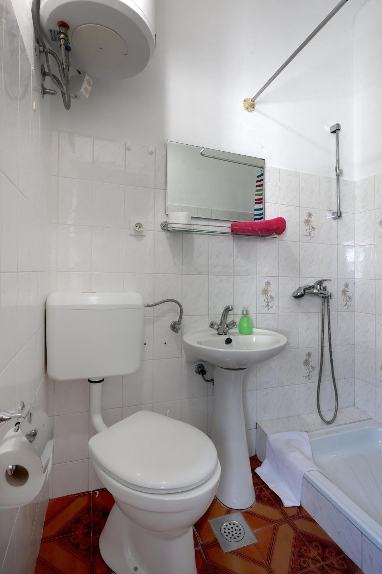 Apartments Smoky ノヴァリャ 部屋 写真